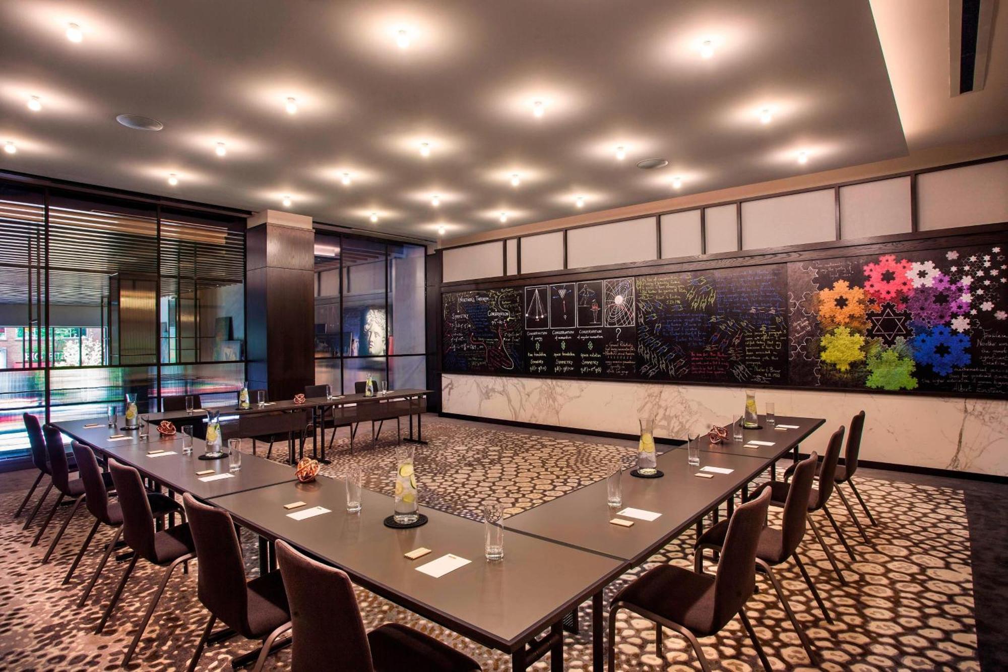 Hotel Emc2, Autograph Collection Chicago Buitenkant foto